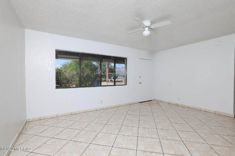 1304 E Copper St - Photo 3 of 7