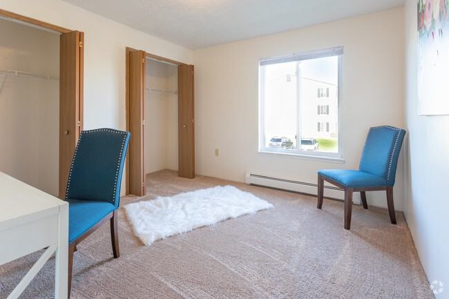 3100 S Winter St #E19 - Photo 5 of 15