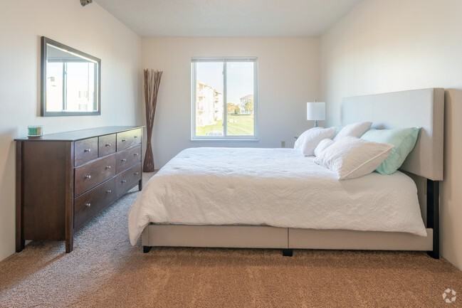 3100 S Winter St #E19 - Photo 6 of 15