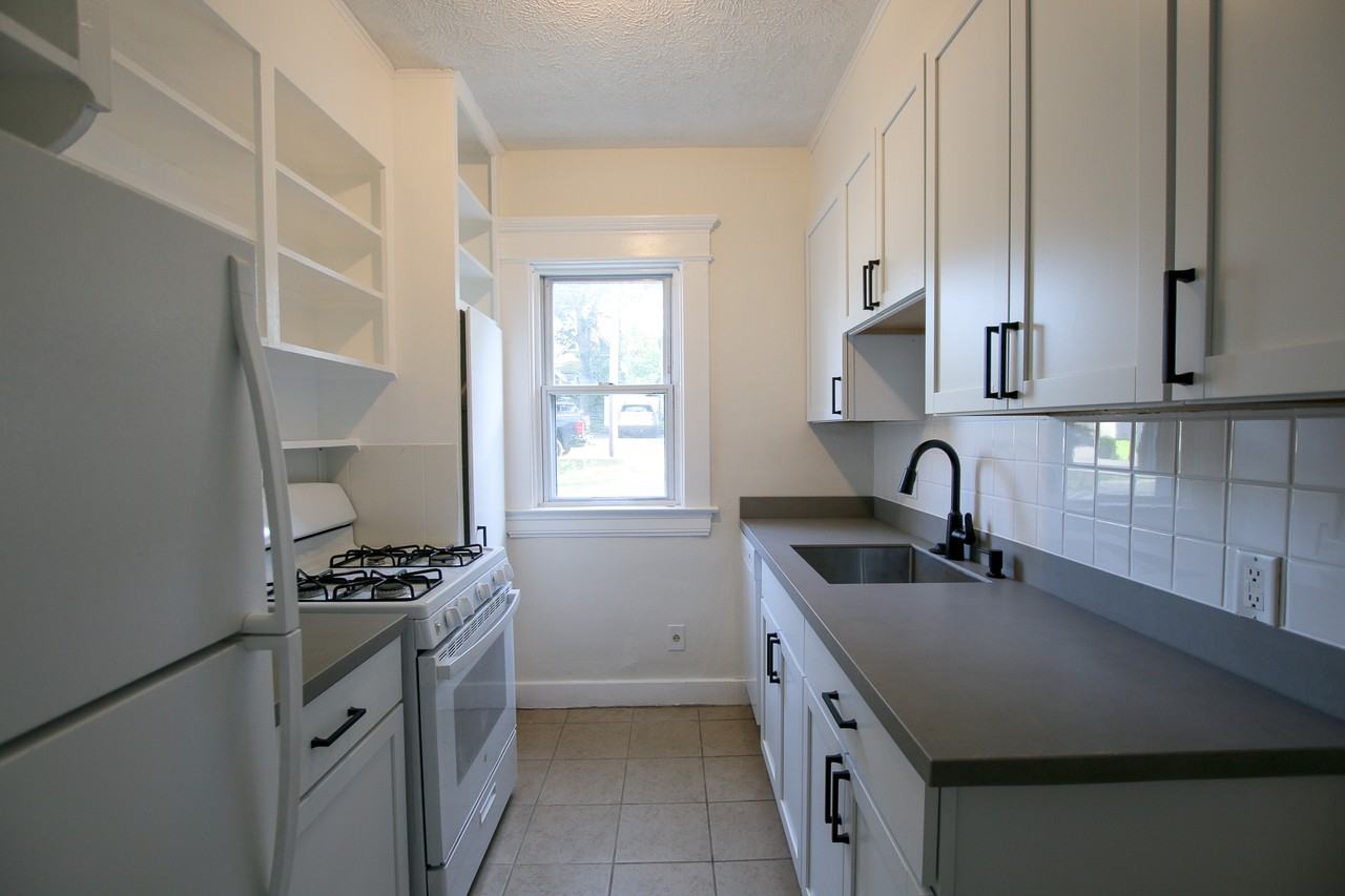 516 Washington St #2 - Photo 5 of 28