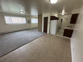featured image of 2036 Alderson Ave #6