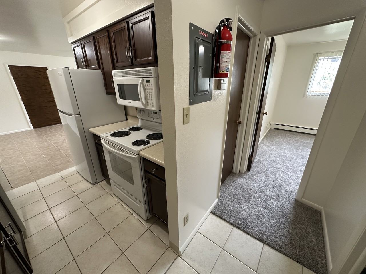 2036 Alderson Ave #6 - Photo 4 of 17