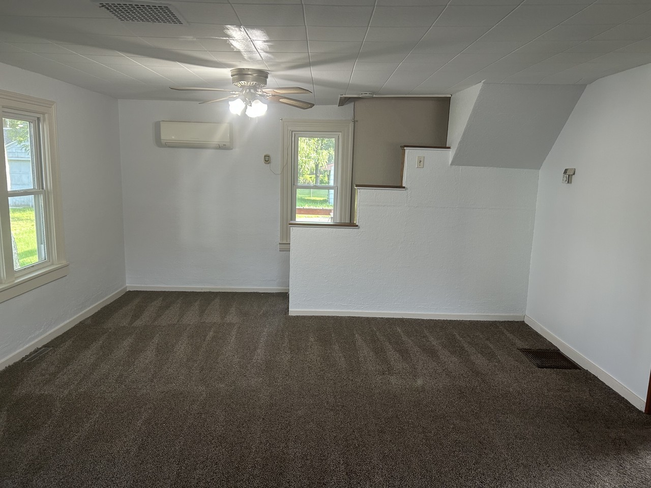 631 W Broadway Ave #NA - Photo 4 of 8