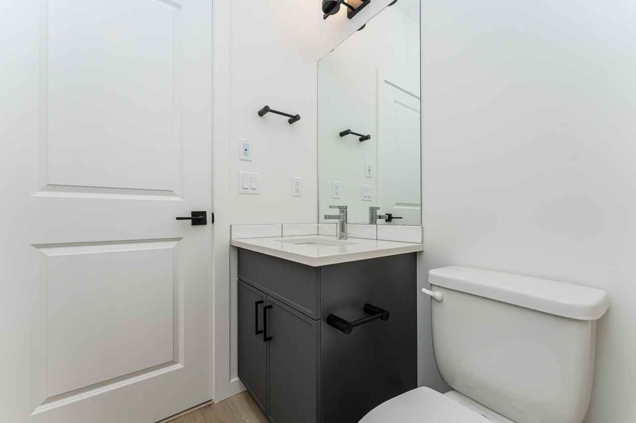 3 Bedroom Suite Available - Photo 5 of 11
