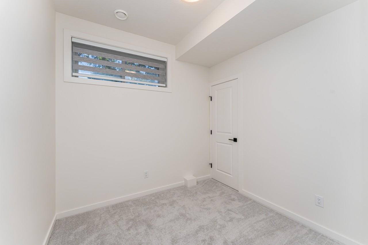 3 Bedroom Suite Available - Photo 6 of 11