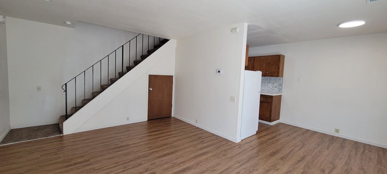 1402 Drake Drive #C - Photo 2 of 7