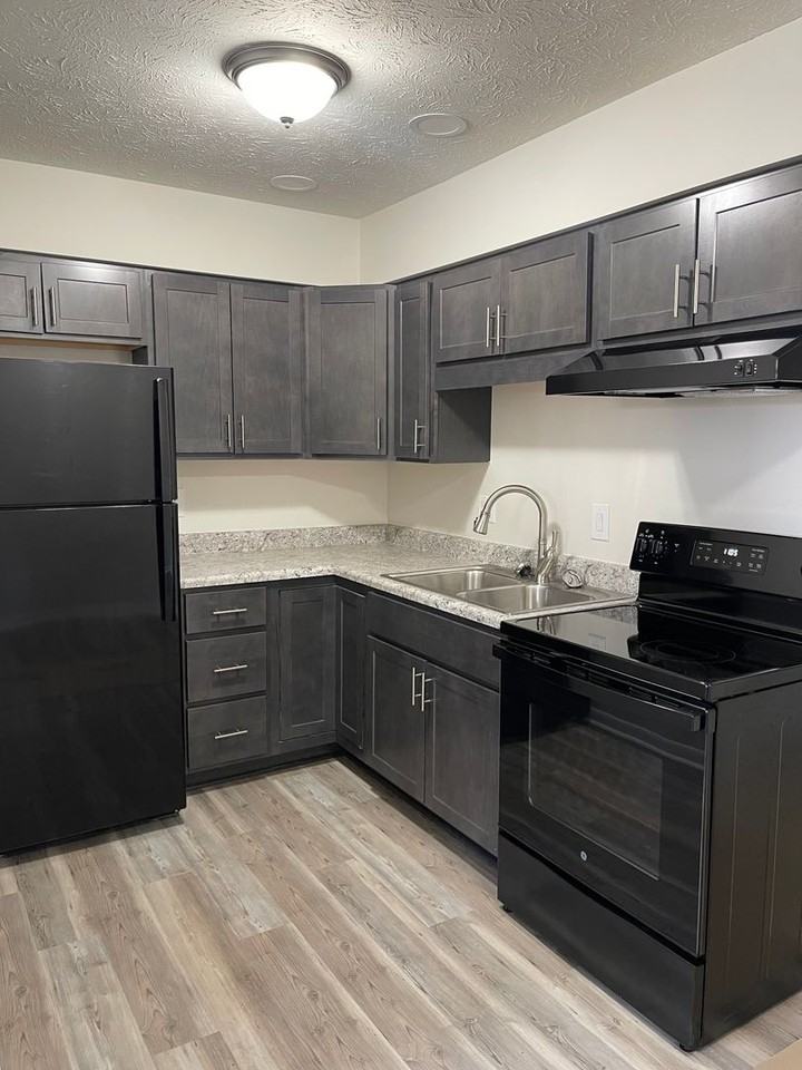 159 Suter St #A - Photo 3 of 8