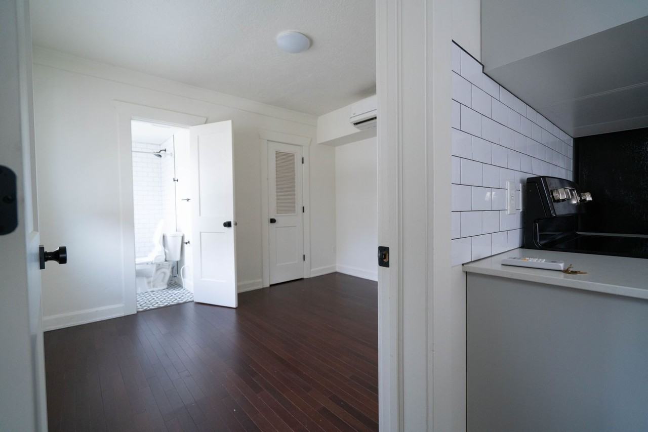 Lady Madonna - Photo 6 of 9