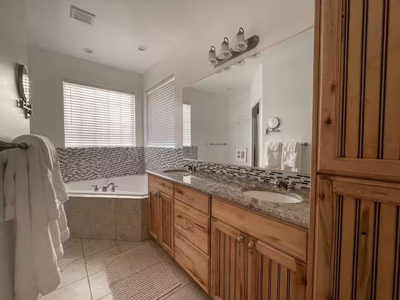 422 West 150 North - Photo 7 of 22