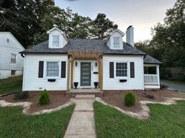 featured image of 900 Gales Ave