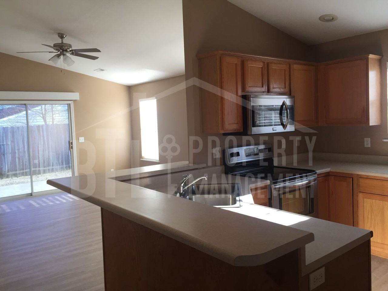 186 Quail Run Rd - Photo 4 of 29