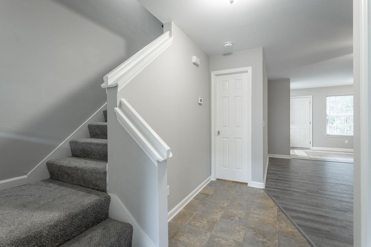1258 Joiner Rd - Photo 2 of 25
