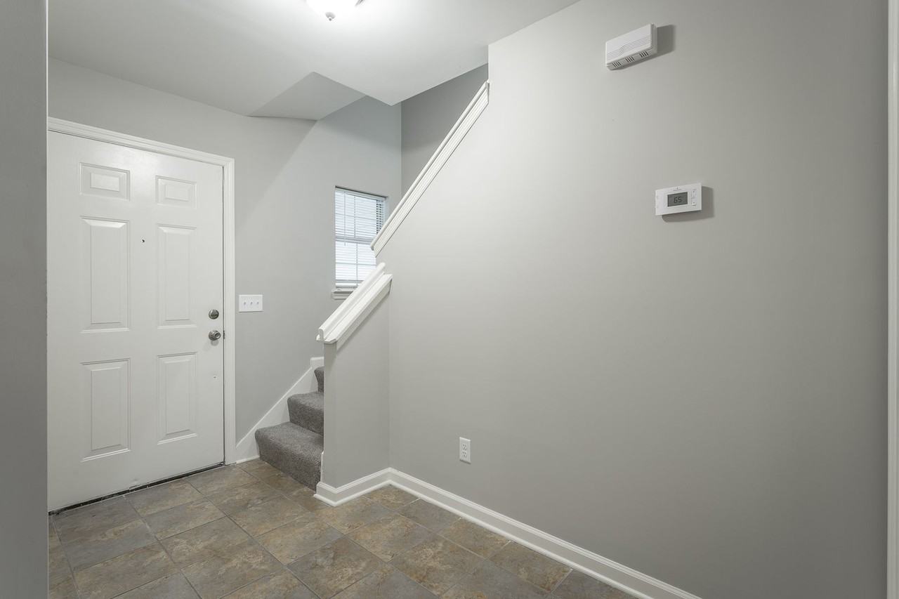 1258 Joiner Rd - Photo 3 of 25