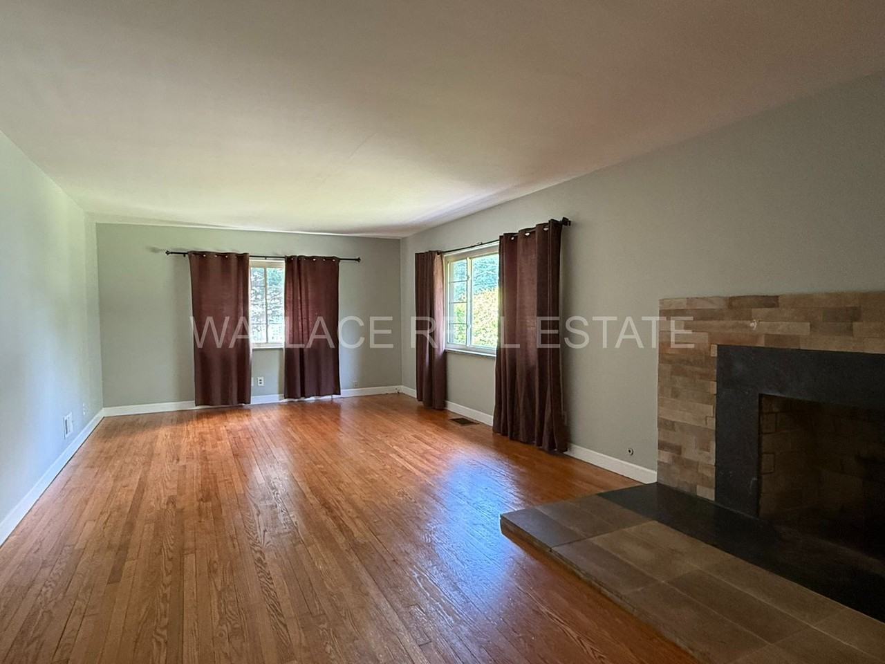 136 Gilbert Ln - Photo 2 of 18