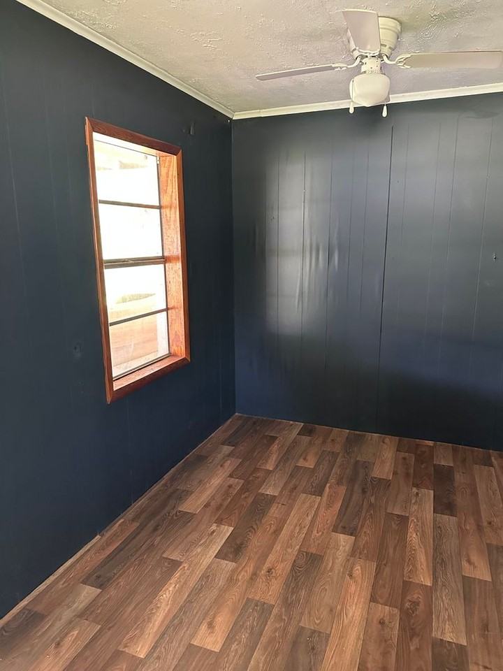 19465 Mobile Rd - Photo 2 of 19