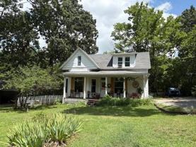 546 E Rebecca St - Photo 1 of 1