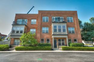 962 Perry St - Photo 1 of 1