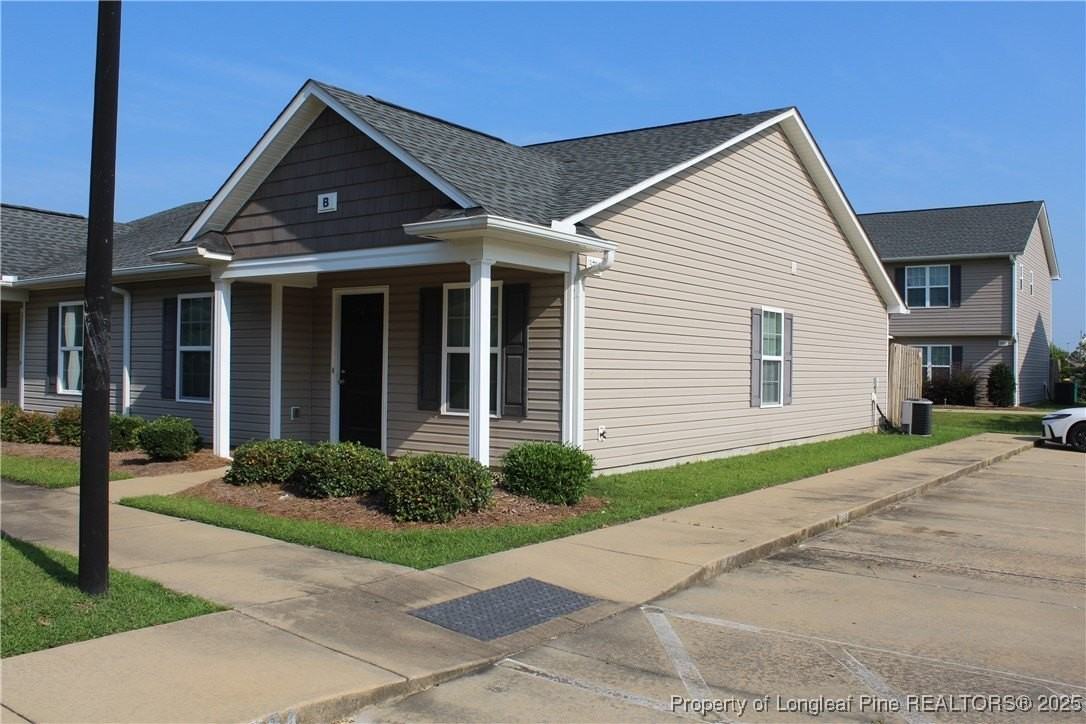 3705 Hillcrest Dr Unit B #B - Photo 2 of 5