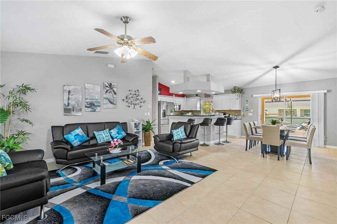 1001 Ne 6th Ave - Photo 3 of 20