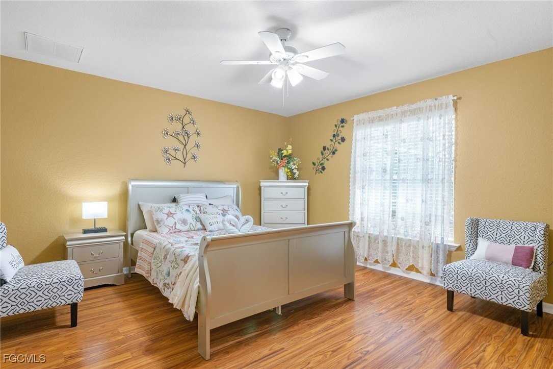 1001 Ne 6th Ave - Photo 7 of 20