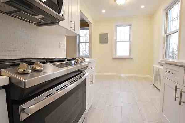 38-15 Crescent Street 2 - Photo 3 of 6