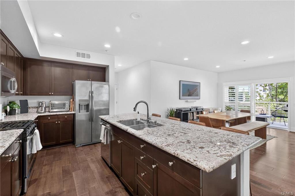 13032 Union Ave #202 - Photo 2 of 8