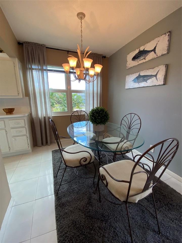 72 Newport D #72 - Photo 3 of 8