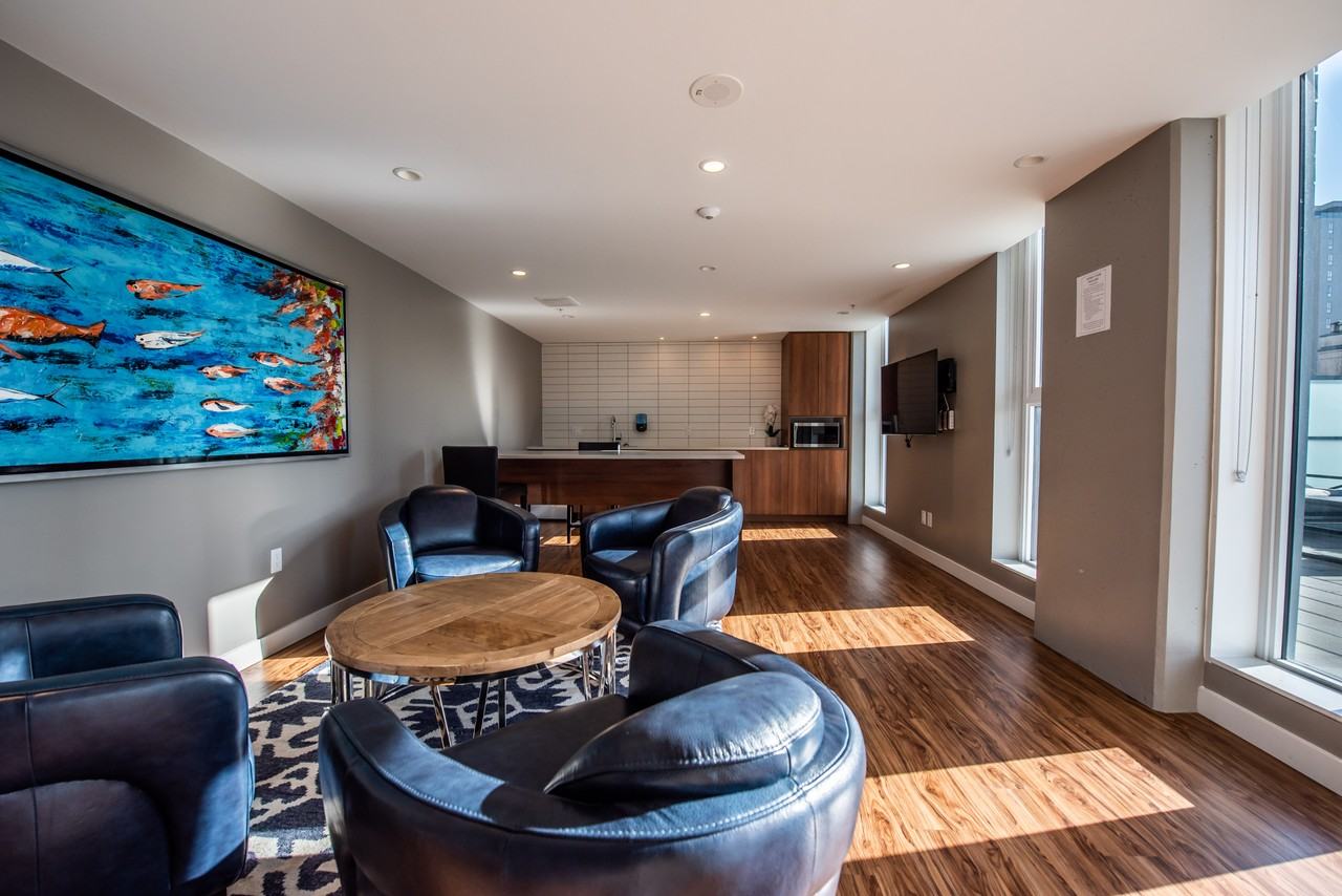 510 Agnes Street - Photo 7 of 23