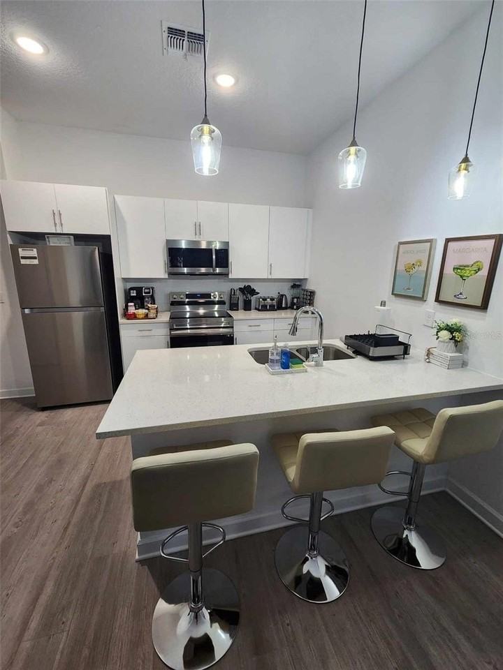 312 FAMAGUSTA DRIVE - Photo 5 of 48