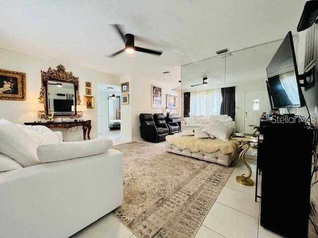 10172 63rd Ave - Photo 3 of 24