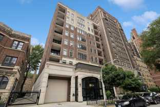 434 W Melrose St #902 - Photo 1 of 1