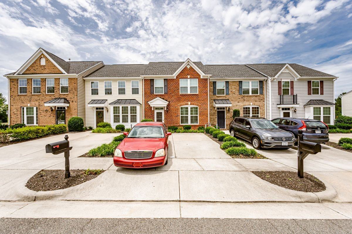 11568 Claimont Mill Dr - Photo 3 of 35