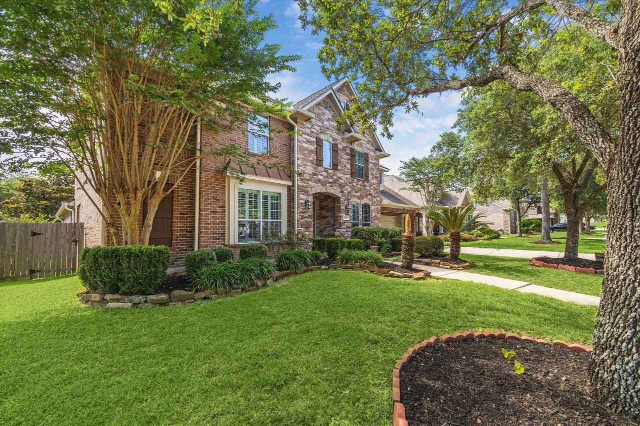 15718 Starcreek Ln - Photo 6 of 50