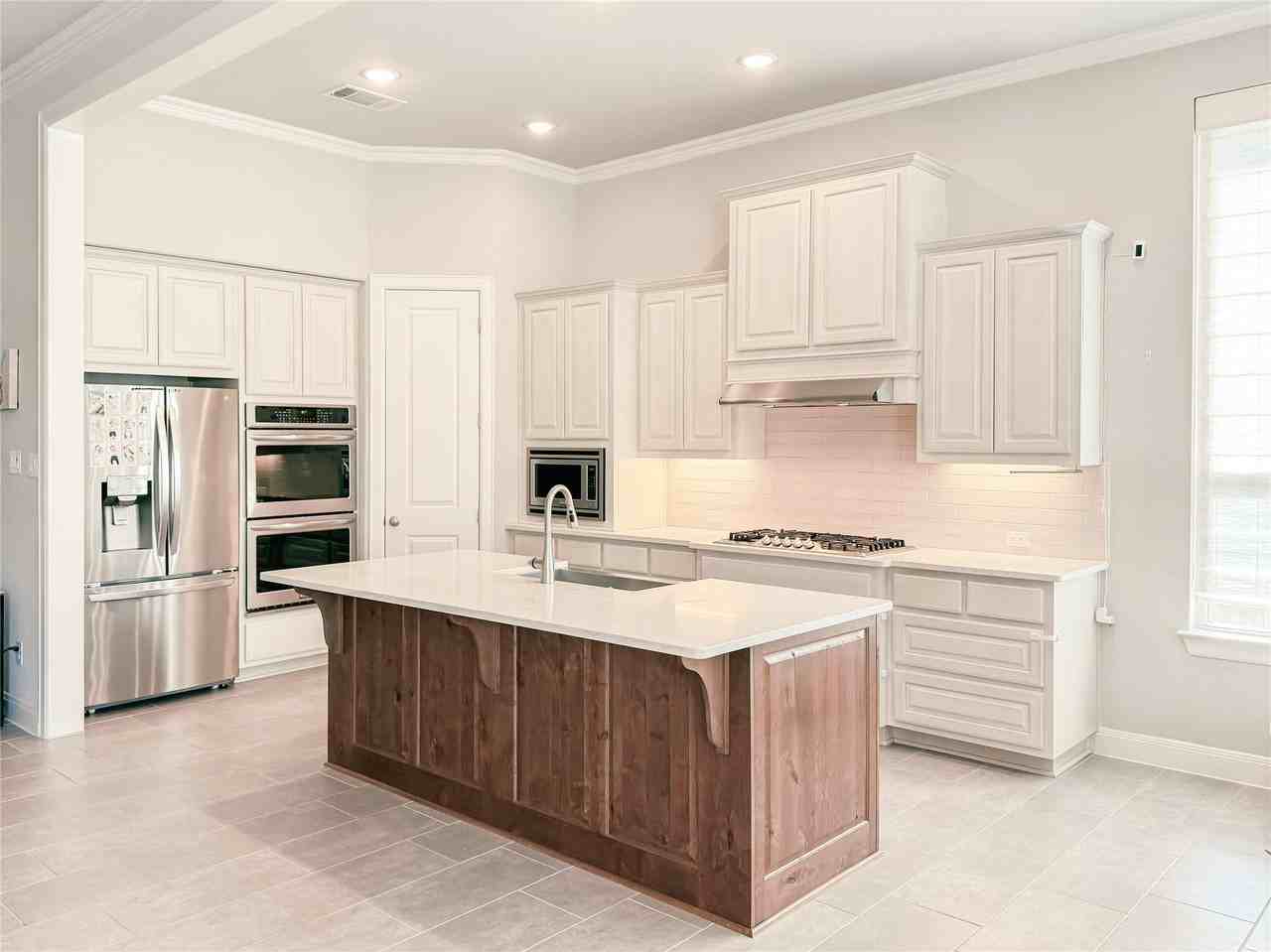 2416 Belen Dr - Photo 5 of 22