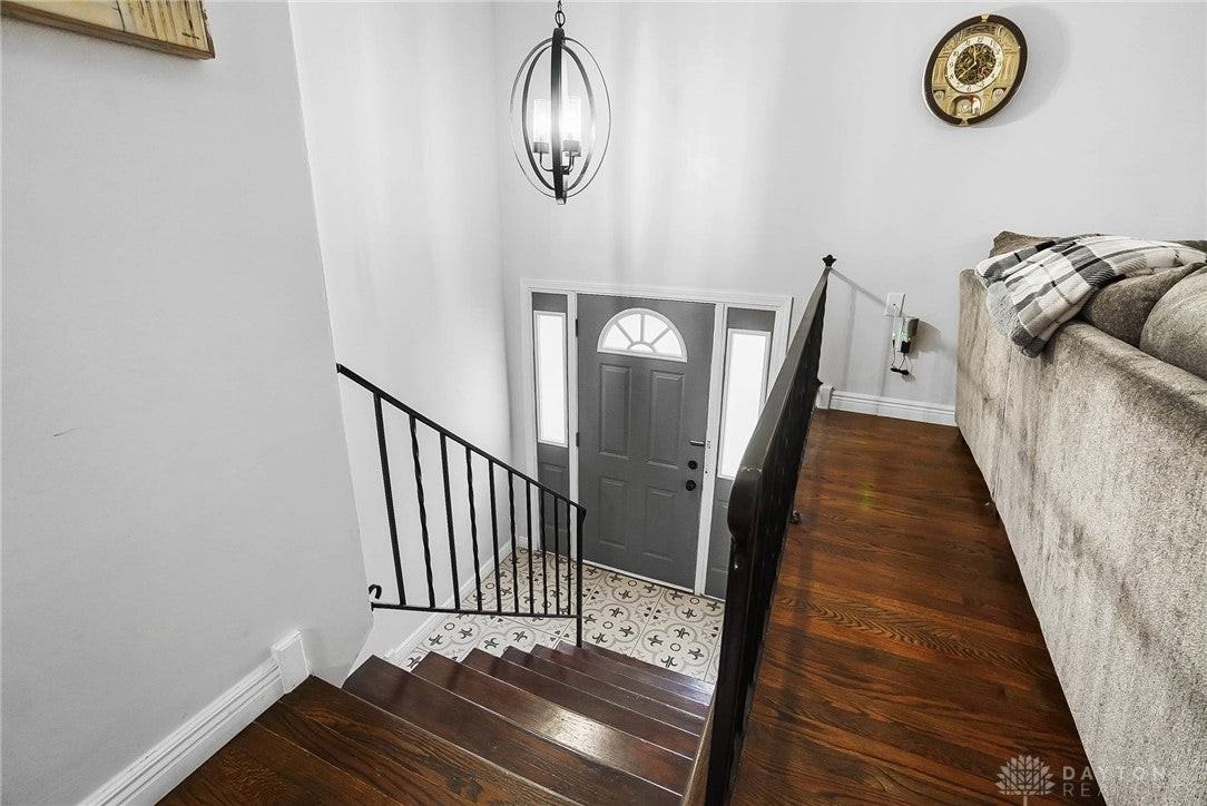 1306 Kercher St - Photo 3 of 27