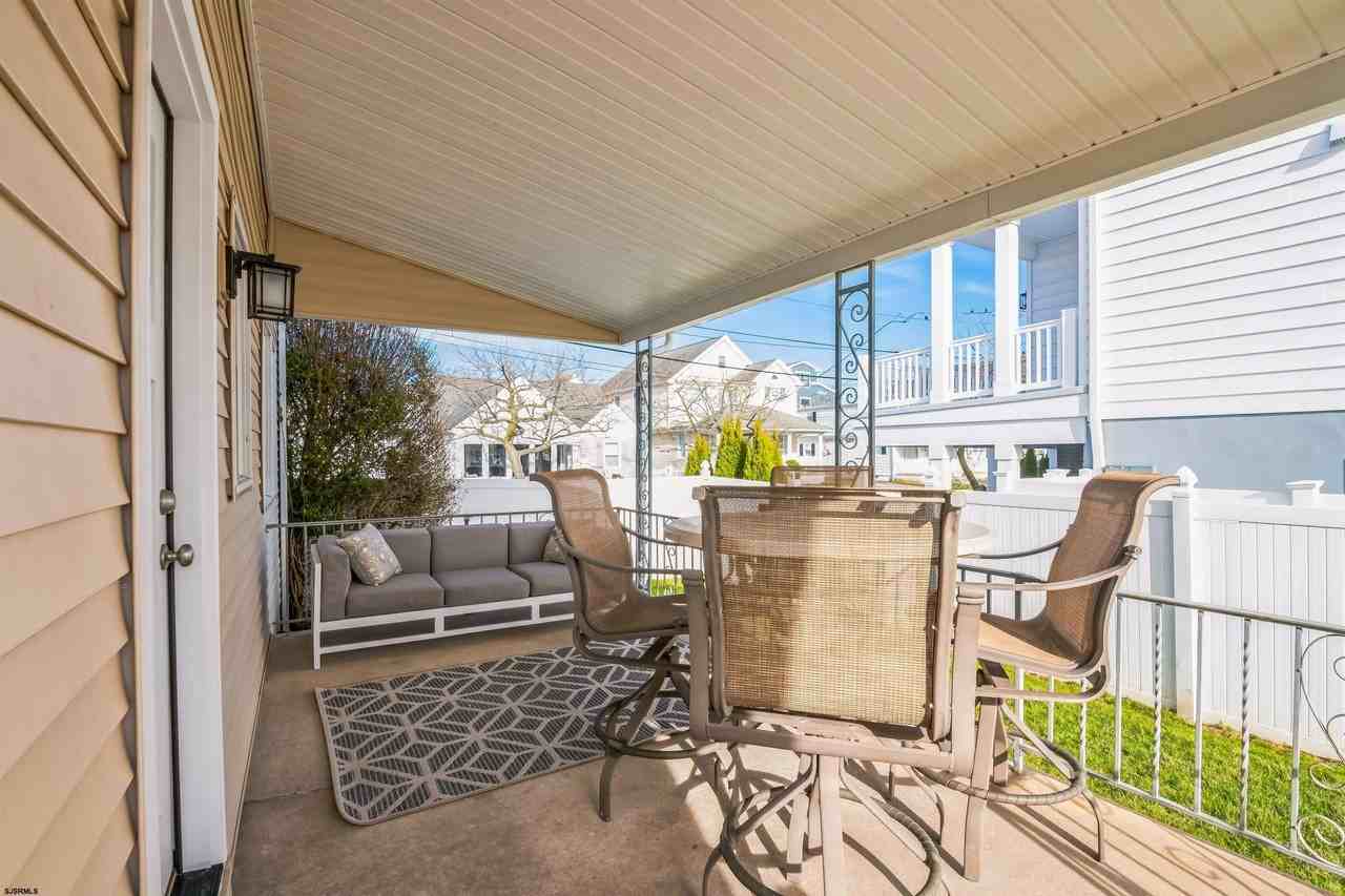 3304 Monmouth Ave - Photo 3 of 29