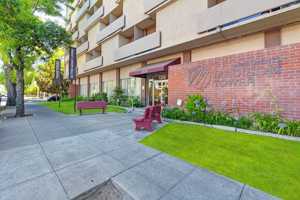 featured image of 1319 N Madison St