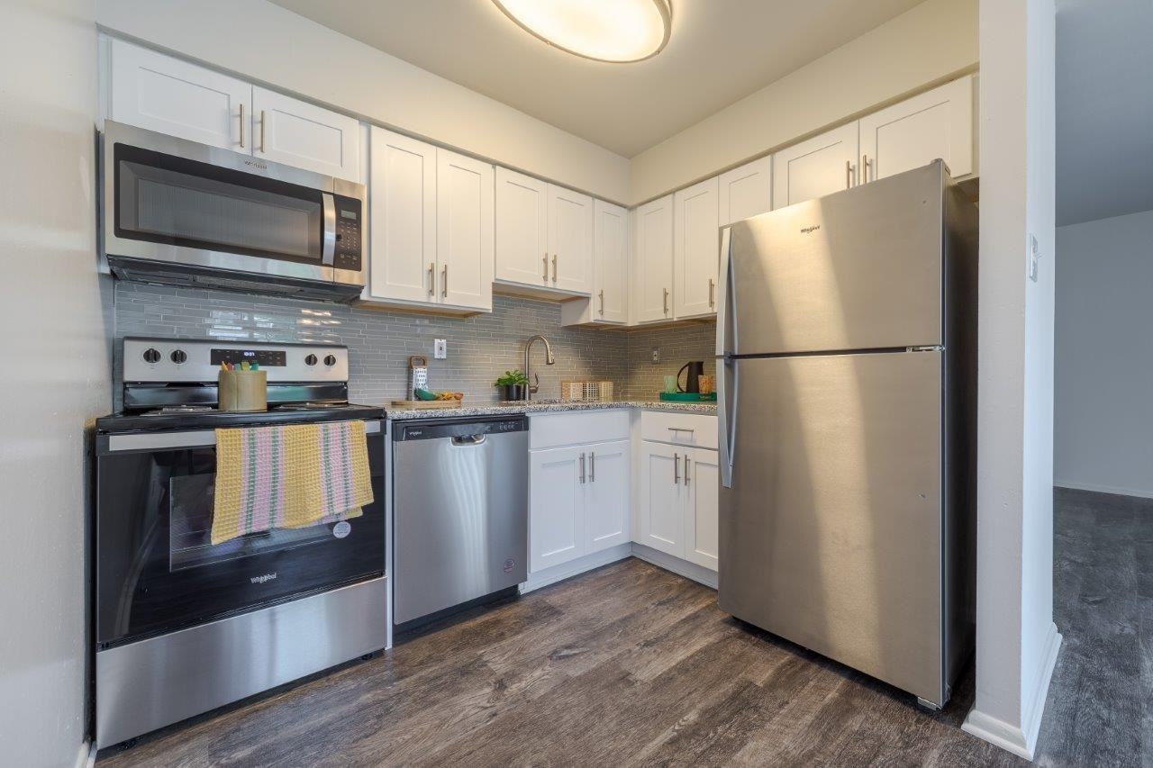 Blair Mill Village East Apartment Homes - Photo 3 of 27