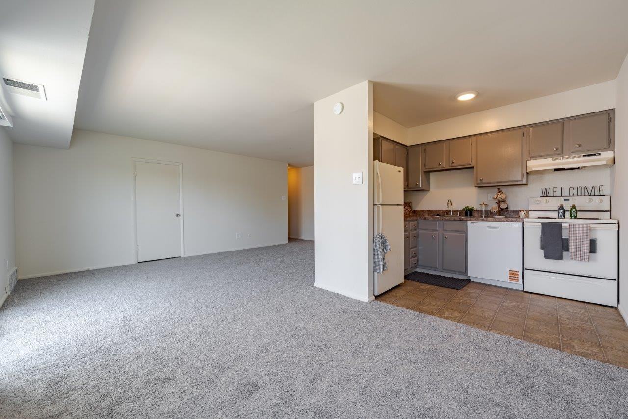 Blair Mill Village East Apartment Homes - Photo 7 of 27