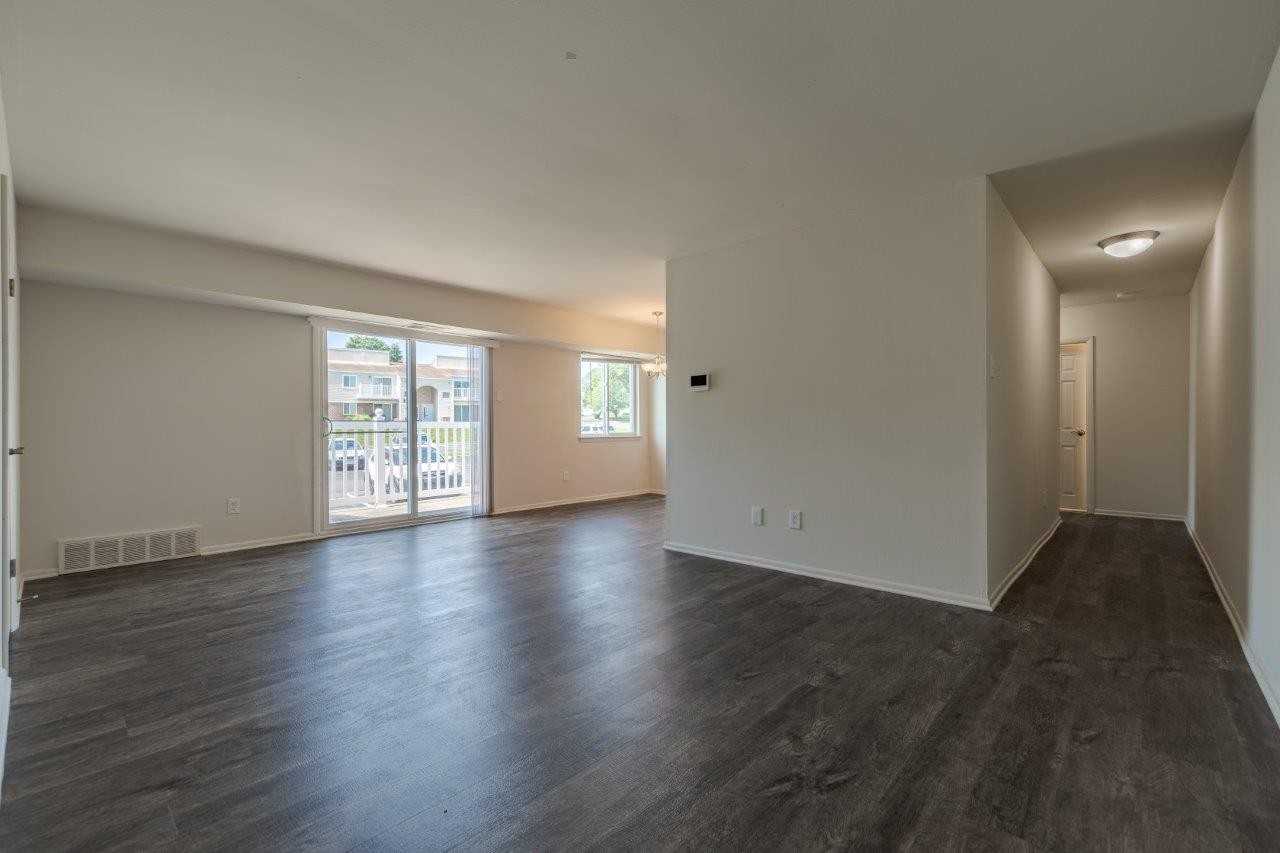 Blair Mill Village East Apartment Homes - Photo 7 of 31
