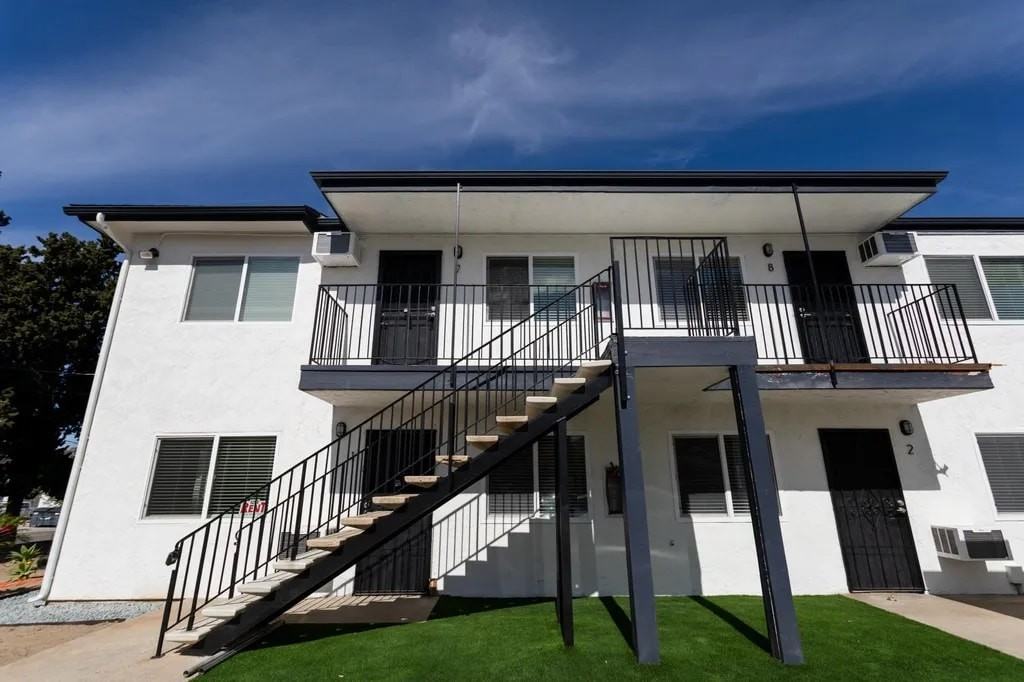 Lakeside, CA - Photo 2 of 2