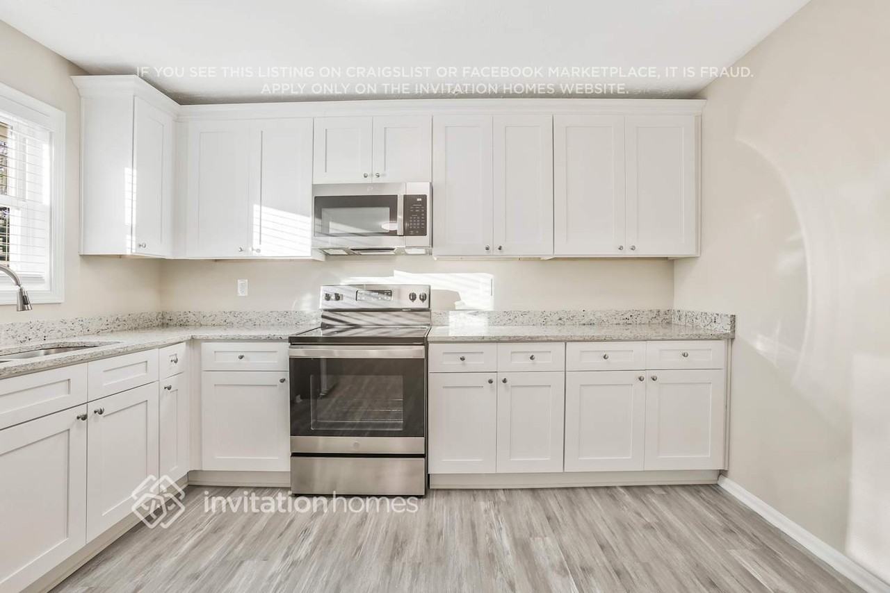 1436 High Meadow Dr - Photo 6 of 22