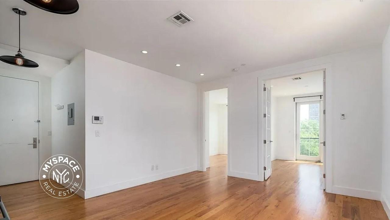 869 Park Ave #5C - Photo 3 of 12