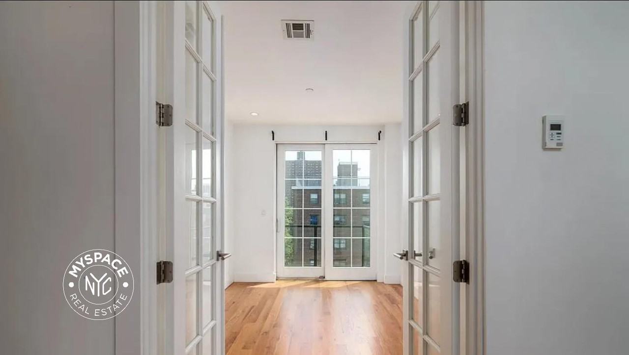 869 Park Ave #5C - Photo 4 of 12