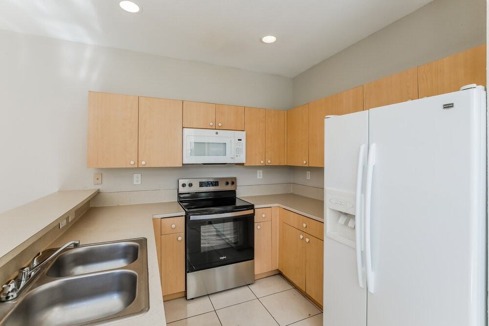 1911 Se 14th Ct - Photo 7 of 17