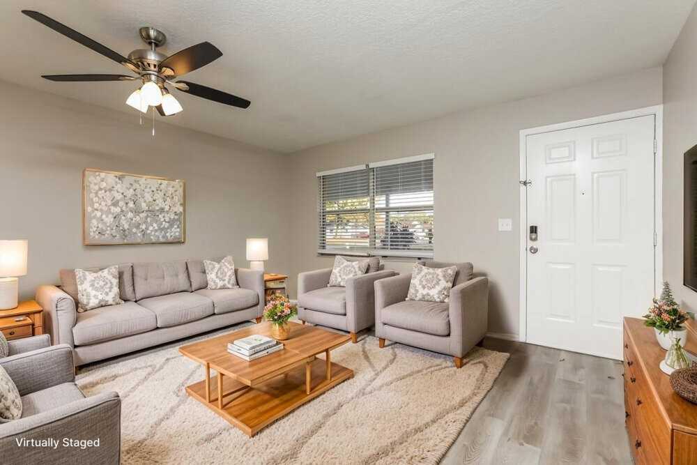 2751 8th St - Photo 3 of 19