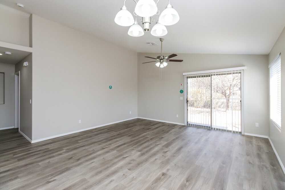 10543 E Cicero St - Photo 5 of 16