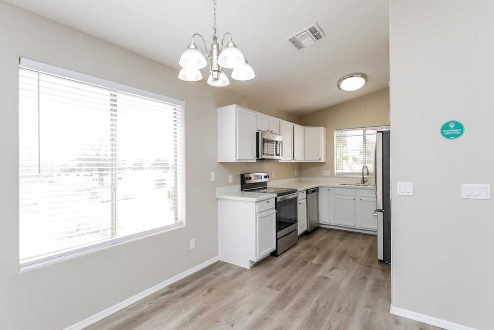 10543 E Cicero St - Photo 7 of 16