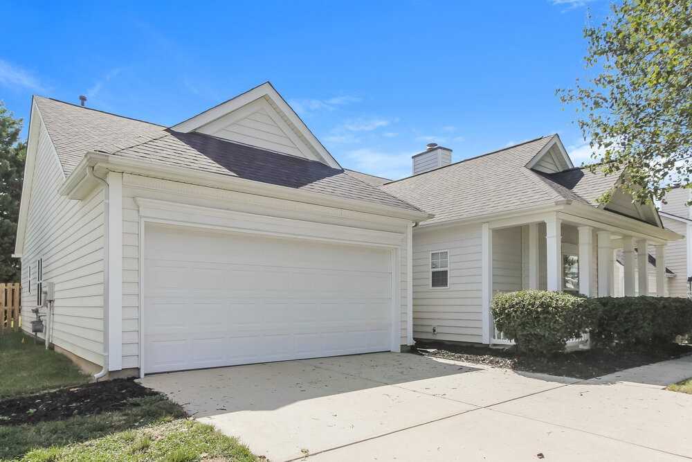 11433 Chapeclane Rd - Photo 4 of 19