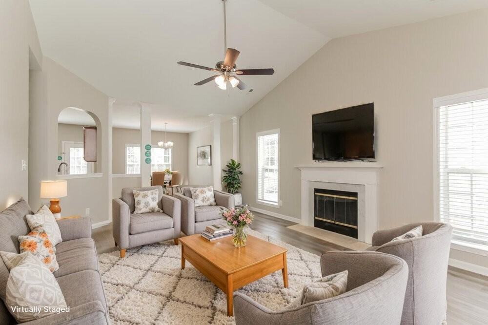 11433 Chapeclane Rd - Photo 5 of 19